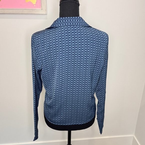 Michael Kors Chain Print Blue Front Faux Wrap Blouse (S) - Picture 6 of 8
